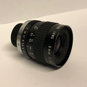 HS-614B - Objektiv / Linse - 6 mm, 1/2, manuell iris